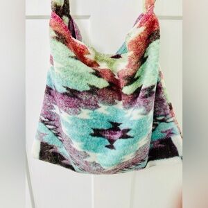 Brand New Fresco Towels Mesa Diamonds Aztec Print Messenger Shoulder Bag